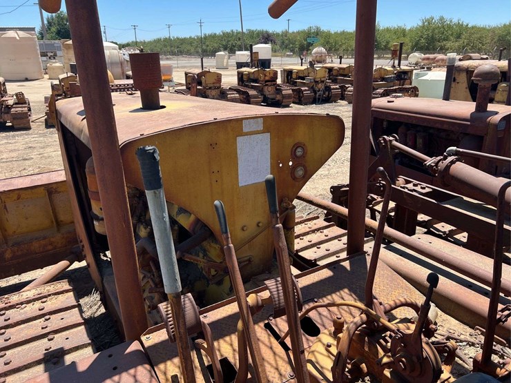 caterpillar-d8-image-15