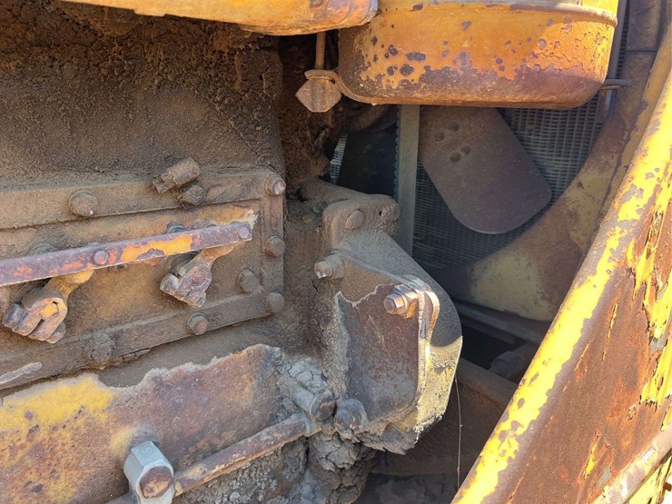 caterpillar-d6-image-45