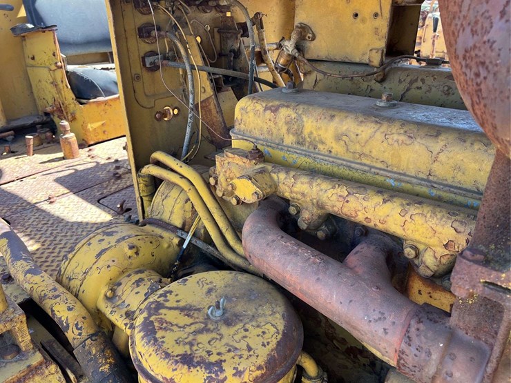 caterpillar-d9g-image-37