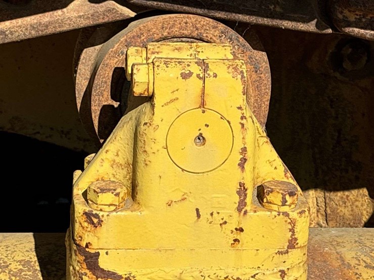 caterpillar-d9-image-68