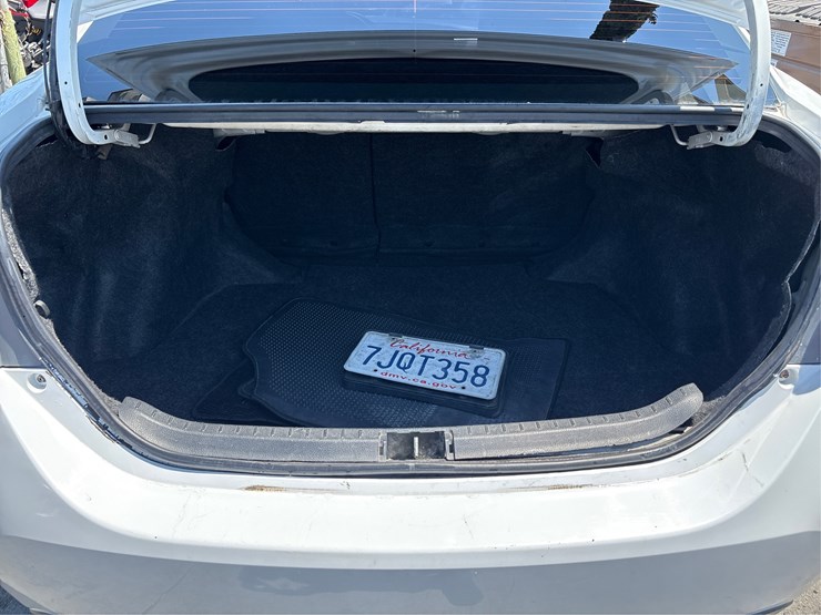 lot#-305--2015-toyota-corolla----**offsite**-buy-now-image-11