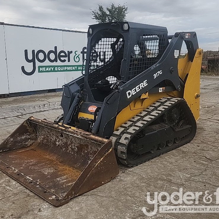 2019 DEERE 317G