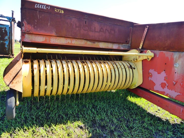 new-holland-565-image-9