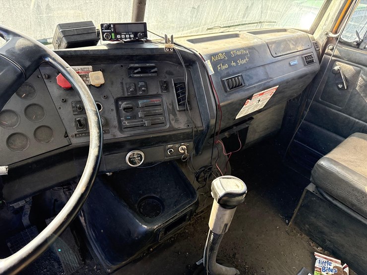 volvo-vn-image-18