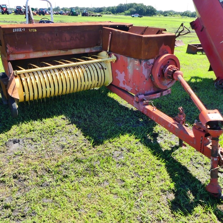NEW HOLLAND 565