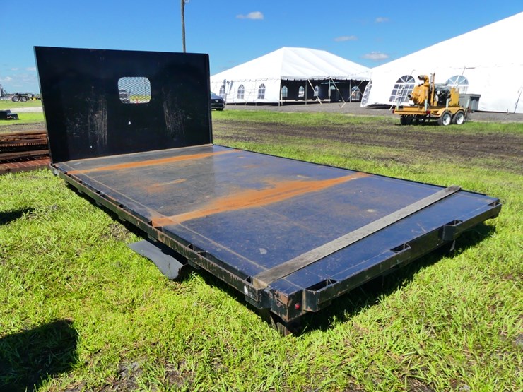 pj-flatbed-image-2
