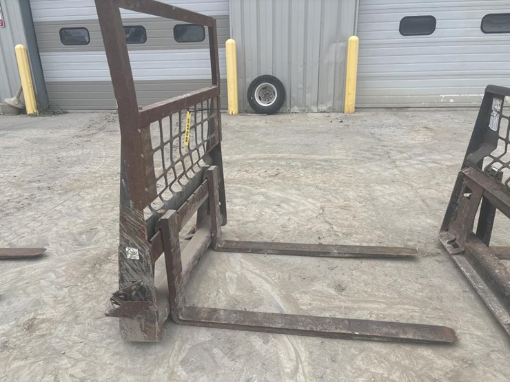 #5058-•-approx-48"-bobcat-skid-steer-forks-image-1