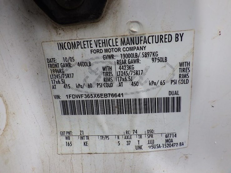 2006-ford-f350-image-31