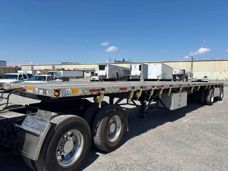 2019-utility-48'-flatbed-image-4