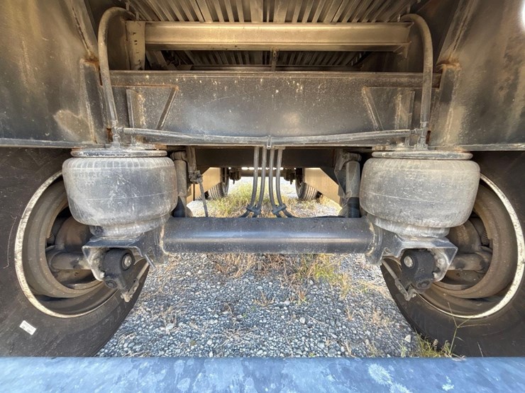 2019-utility-48'-flatbed-image-11