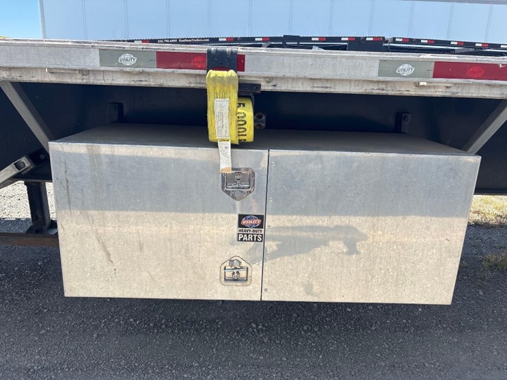 2019-utility-48'-flatbed-image-21