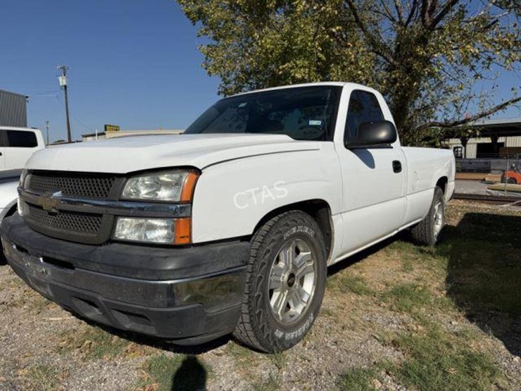 2006-chevrolet-silverado-image-1
