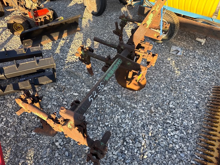 john-deere-2-image-1