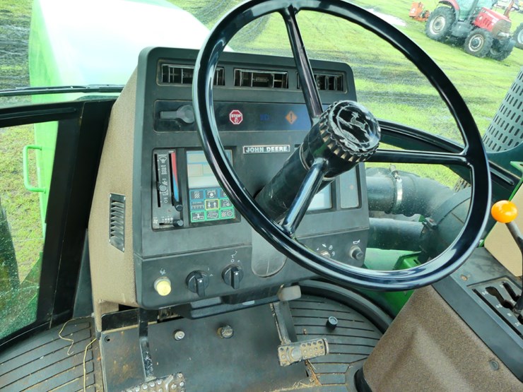 john-deere-8560-image-12
