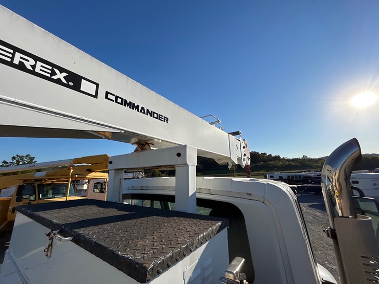 2012-international-durastar-4300-image-9