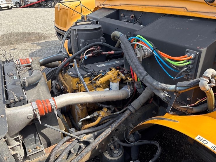 2008-caterpillar-c7-image-16