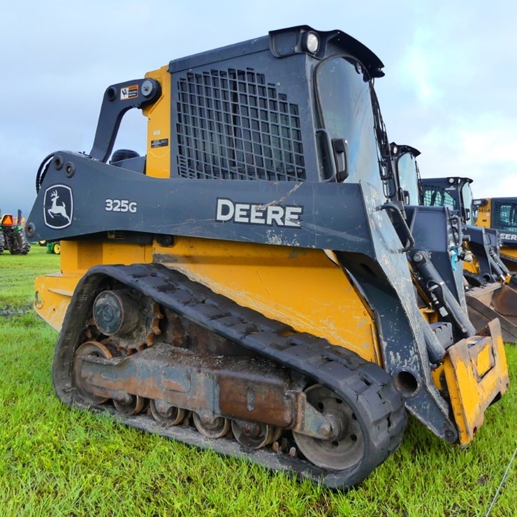 DEERE 325G
