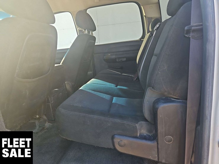 2014-gmc-sierra-3500hd-image-10