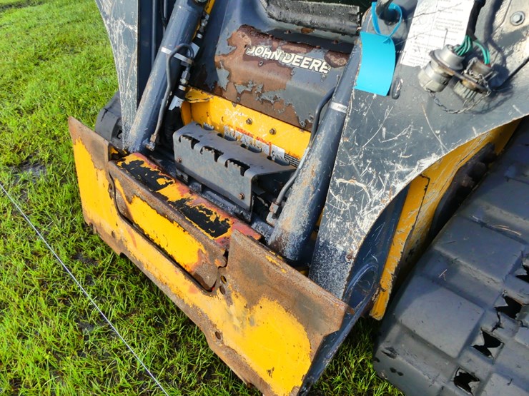 deere-325g-image-9