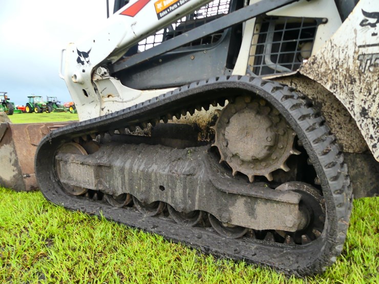 2020-bobcat-t590-image-6