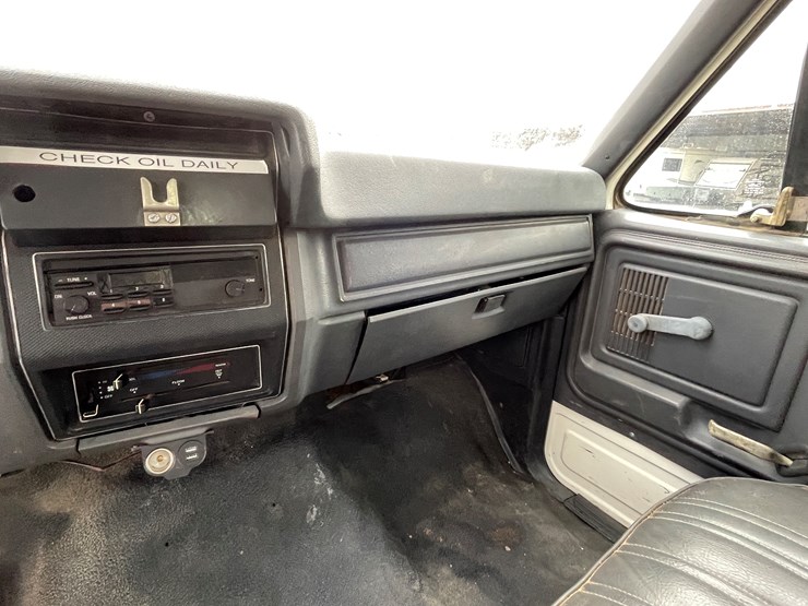 1994-ford-f700-image-82