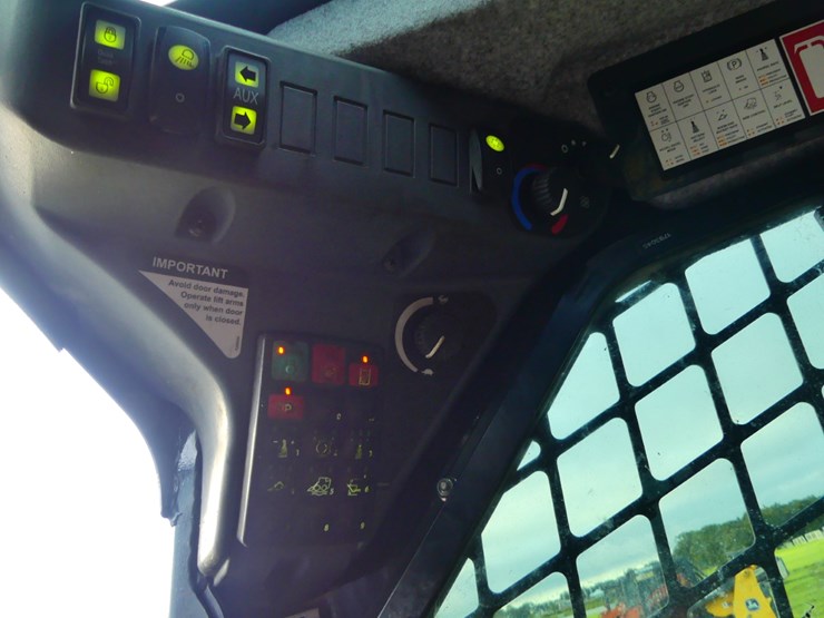 deere-325g-image-14