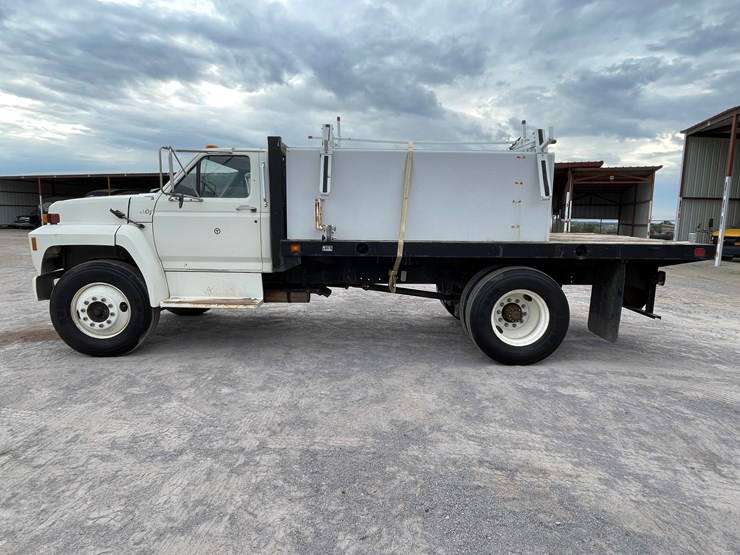 1994-ford-f700-image-8