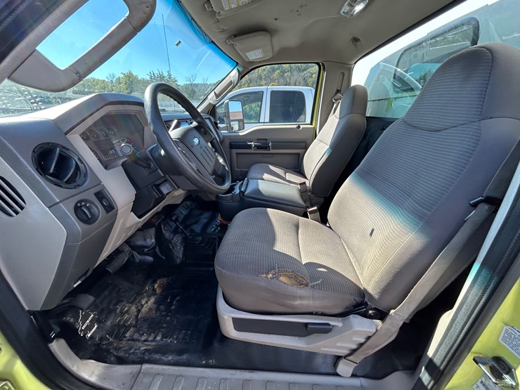 2008-ford-f350-image-9
