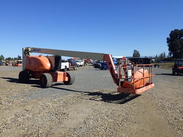 2013-jlg-800a-image-3