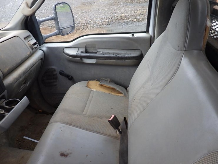 2006-ford-f350-image-30
