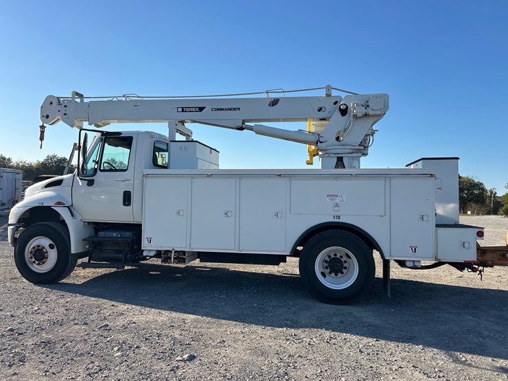 2012-international-durastar-4300-image-5