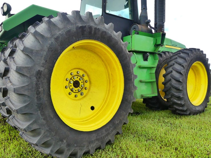 john-deere-8560-image-6