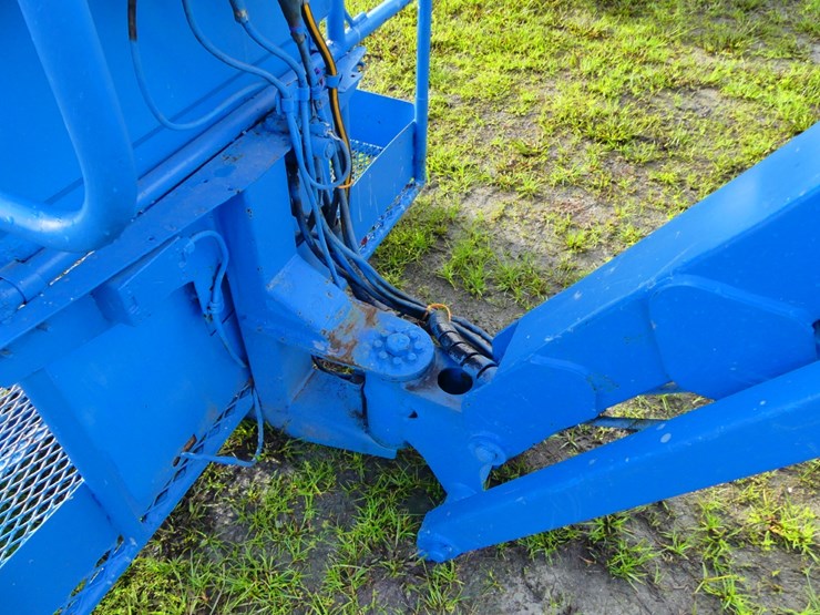 2004-genie-s45-image-16