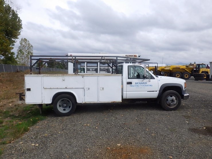 1999-chevrolet-3500hd-image-3