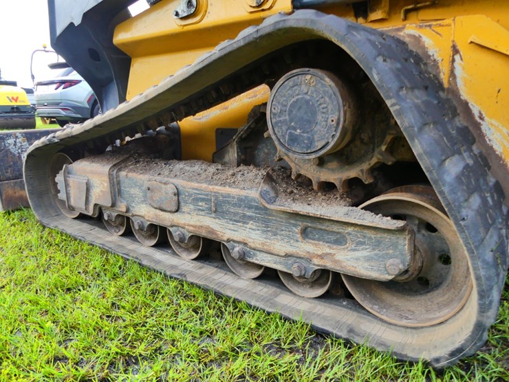 deere-333g-image-6