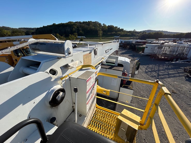 2012-international-durastar-4300-image-13