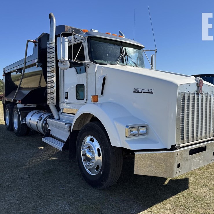 2011 KENWORTH T800