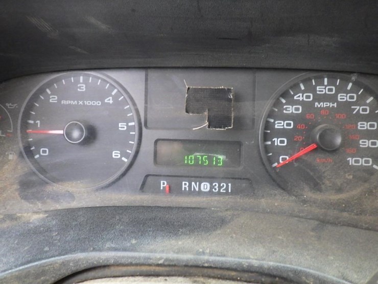 2006-ford-f350-image-27