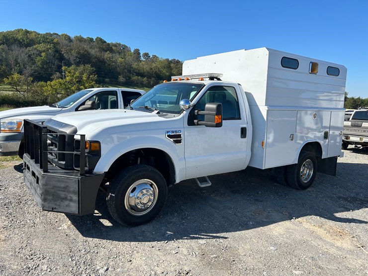 2008-ford-f350-image-1