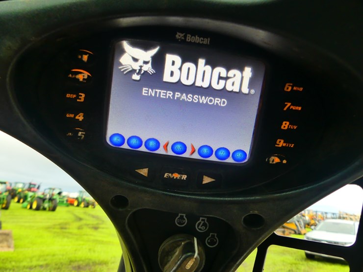 2020-bobcat-t590-image-15