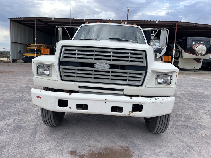 1994-ford-f700-image-2