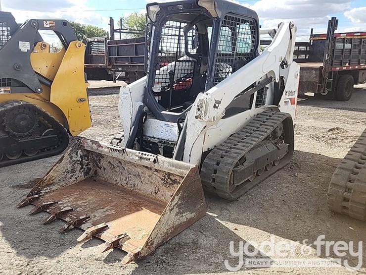 2020-bobcat-t590-image-27