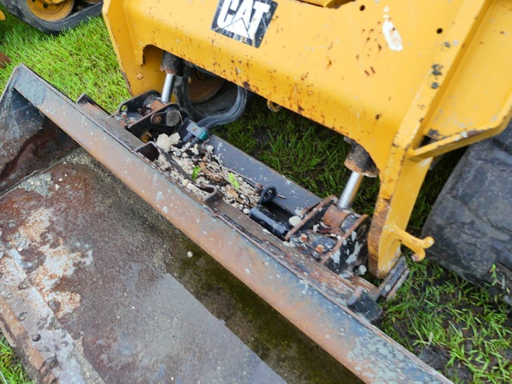 caterpillar-289d-image-10