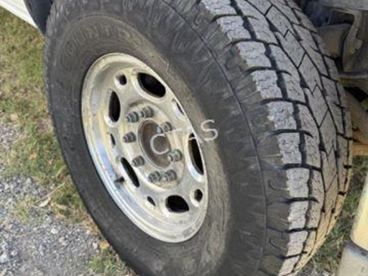 2005-chevrolet-silverado-image-4