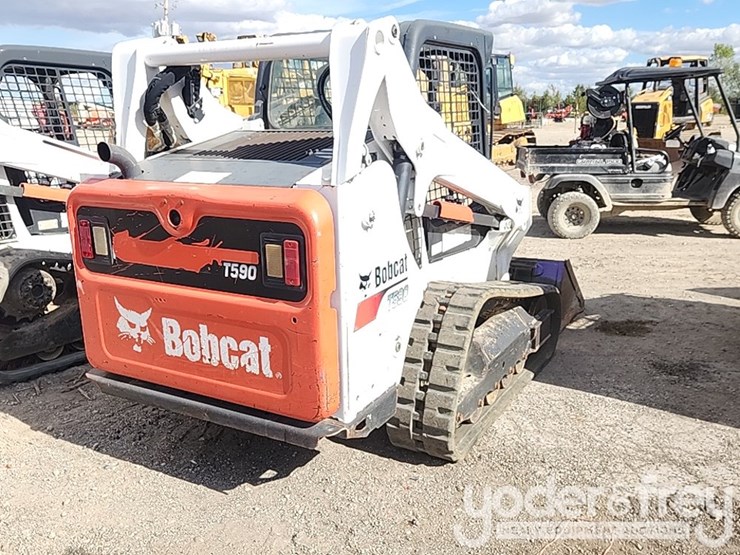 2020-bobcat-t590-image-29