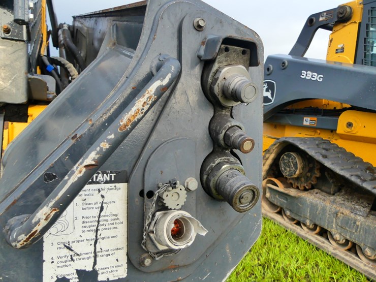 deere-333g-image-11