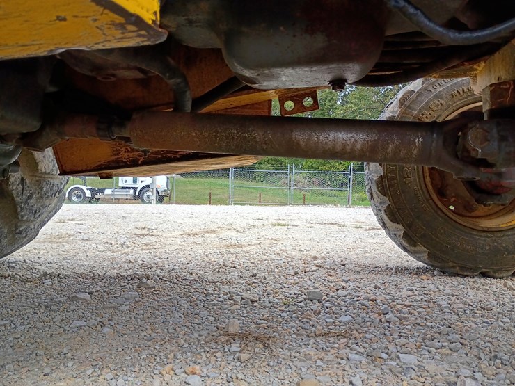 new-holland-lb75-image-123