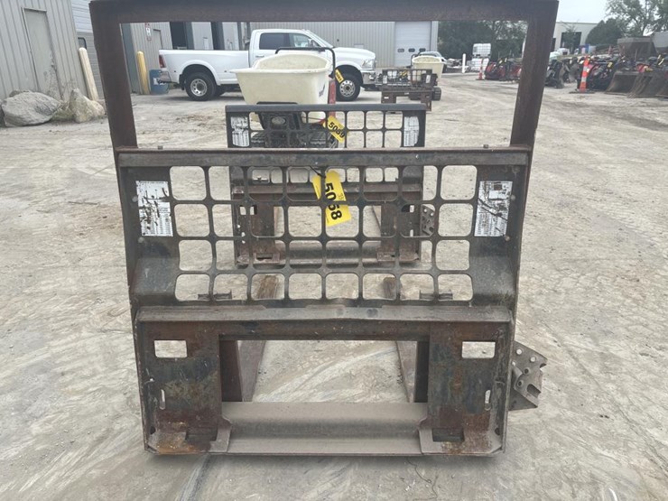 #5058-•-approx-48"-bobcat-skid-steer-forks-image-4