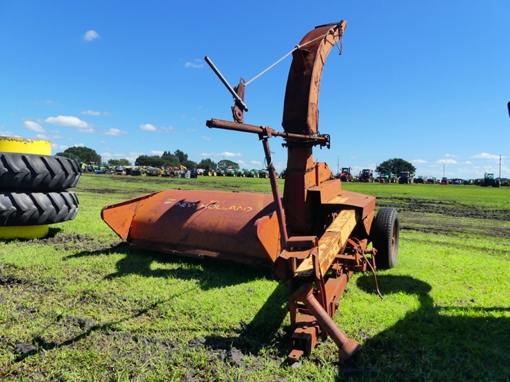 new-holland-38-image-1