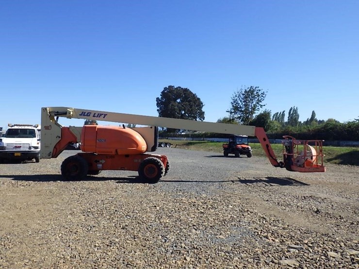 2013-jlg-800a-image-4